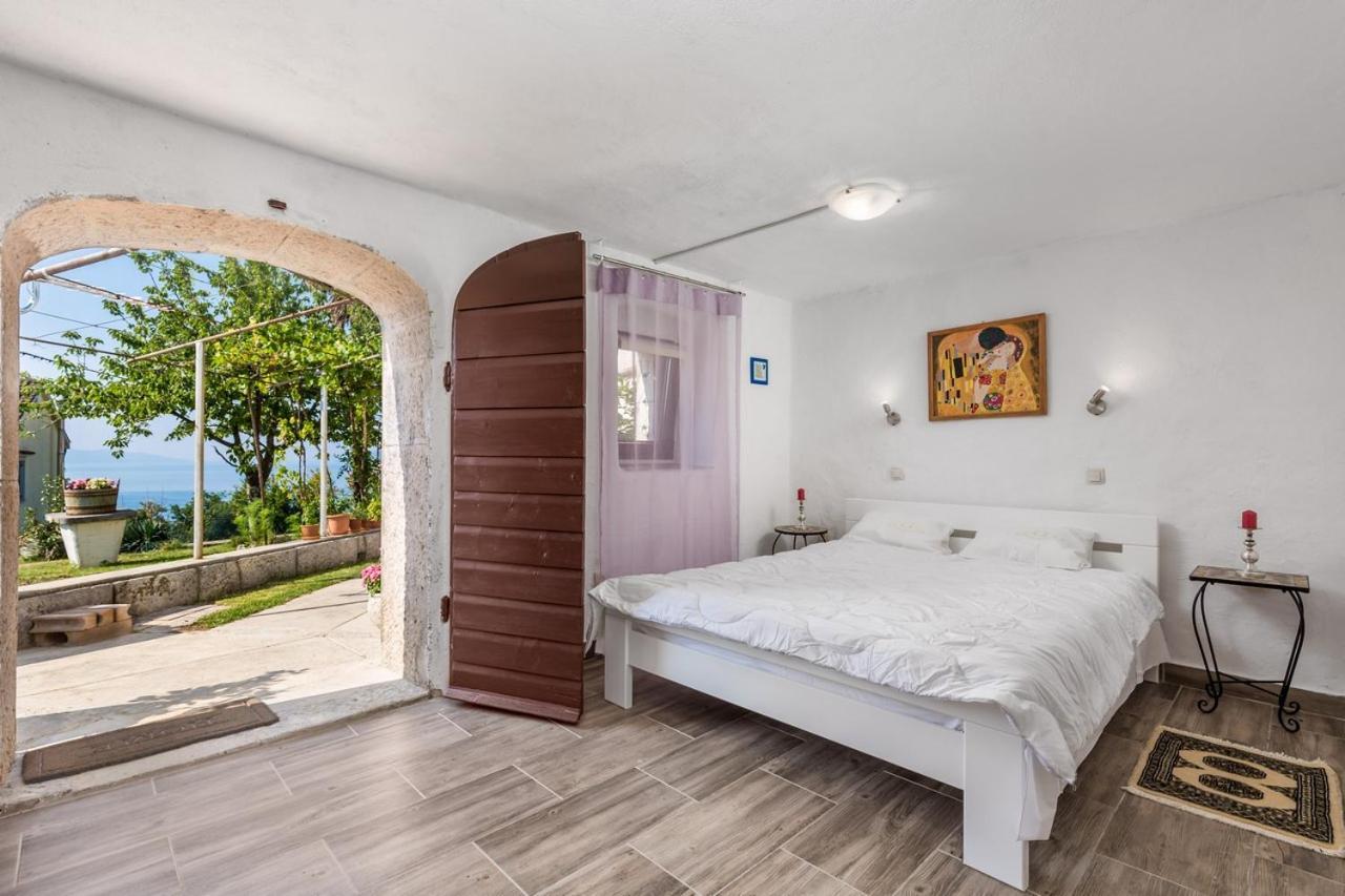 Ema Apartment Matulji Luaran gambar