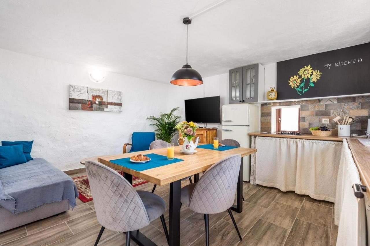 Ema Apartment Matulji Luaran gambar